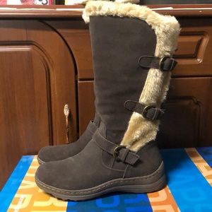 Baretraps “Ayden” stay dry system boots